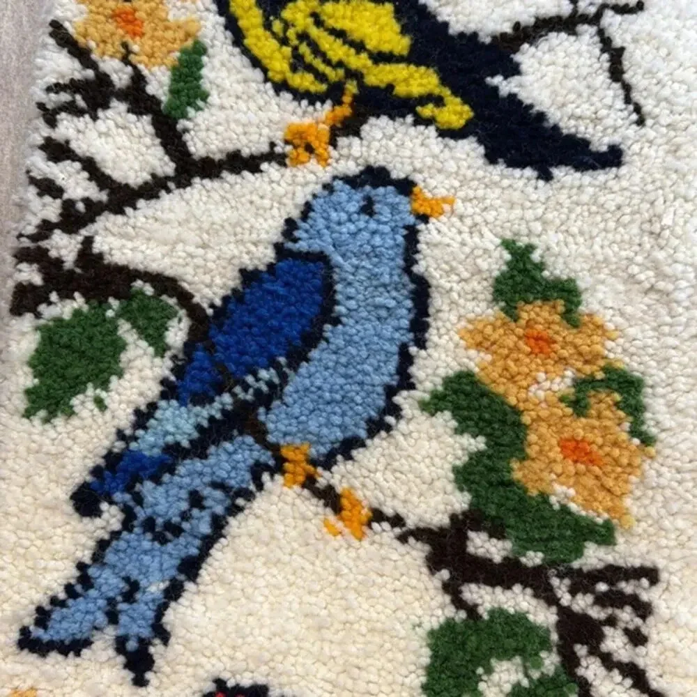 Vintage Handmade 1970s Latch Hook Rug Colorful Birds‎ Wall Hanging